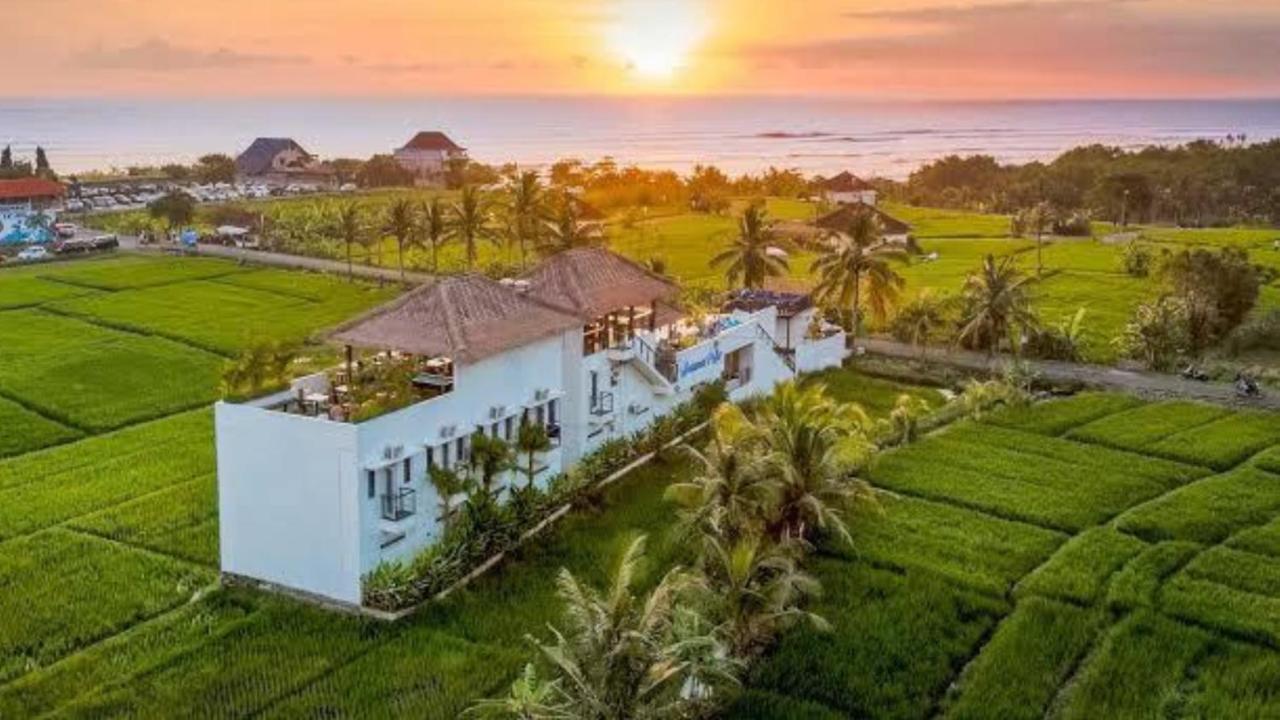 Swell Hotel, Pool Bar & Restaurant Tanah Lot  Luaran gambar