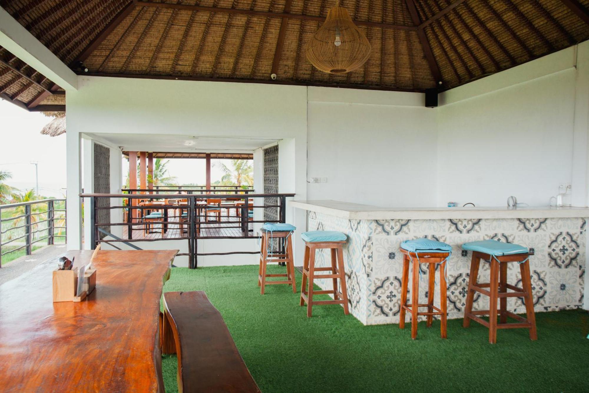 Swell Hotel, Pool Bar & Restaurant Tanah Lot  Luaran gambar