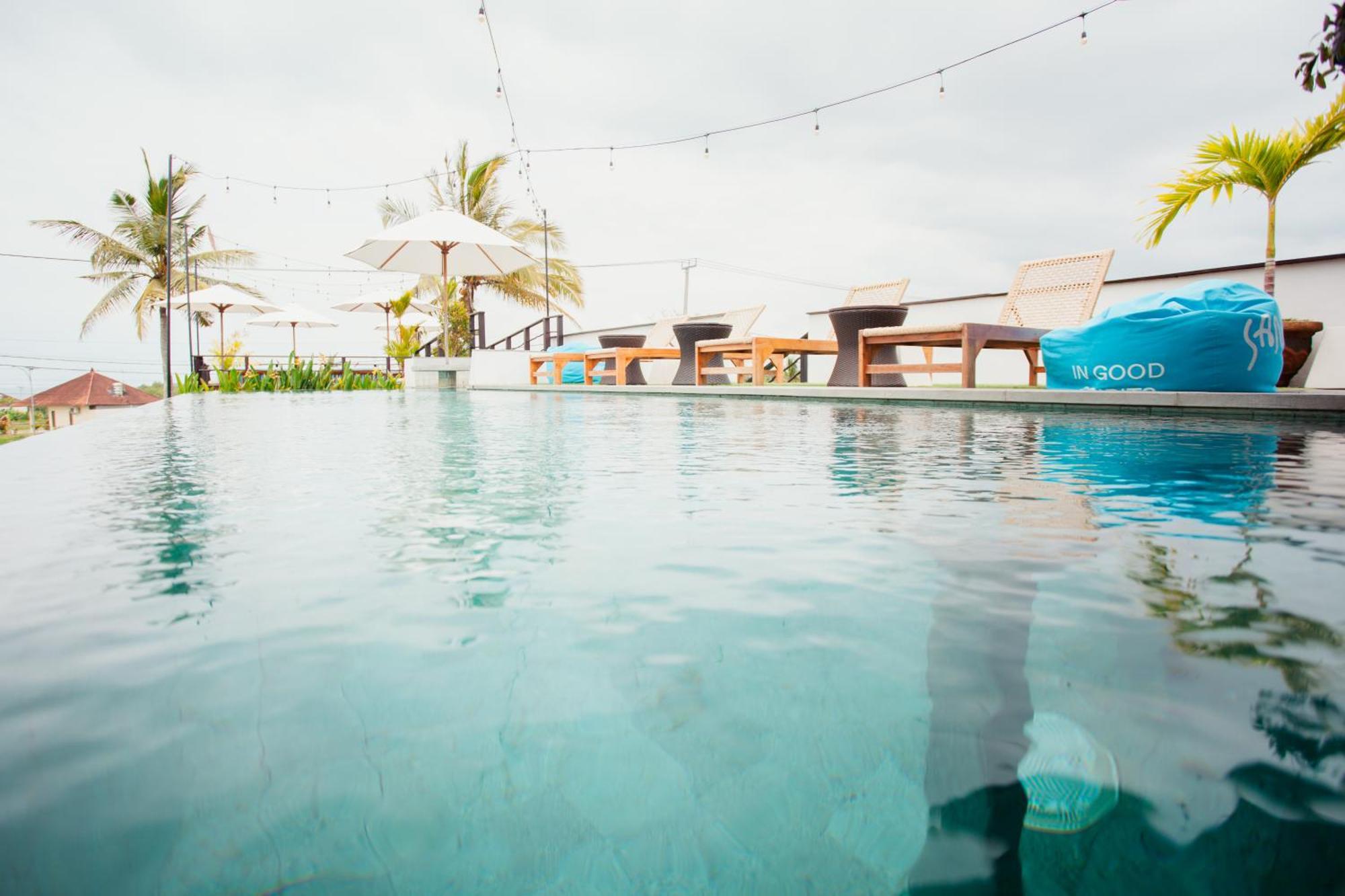 Swell Hotel, Pool Bar & Restaurant Tanah Lot  Luaran gambar