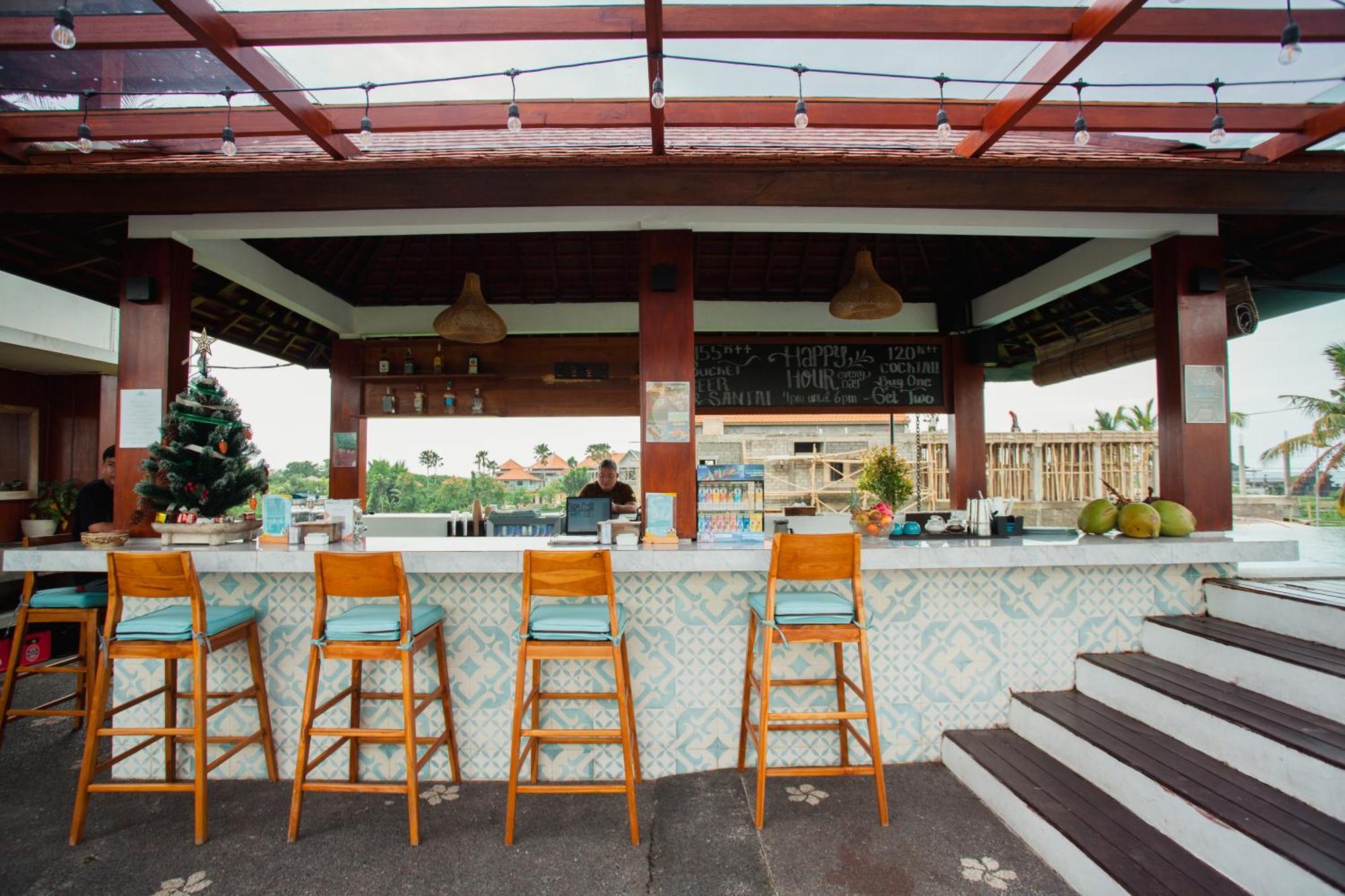 Swell Hotel, Pool Bar & Restaurant Tanah Lot  Luaran gambar